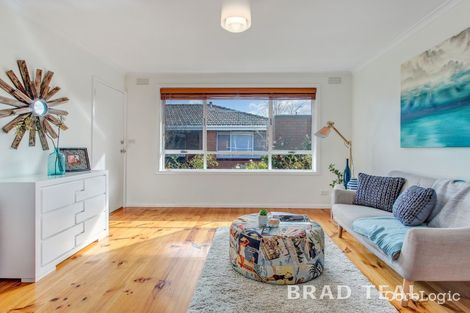 3 clyde court oak park sale