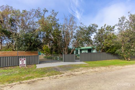 Property photo of 6 Finisterre Drive The Honeysuckles VIC 3851
