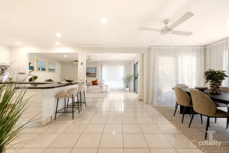 Property photo of 5 Robin Close Wakerley QLD 4154