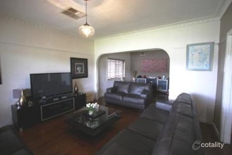 Property photo of 7 Almond Avenue Brooklyn VIC 3012