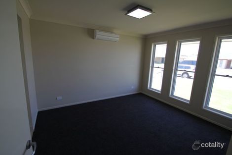Property photo of 13 Mitchell Street Emerald QLD 4720