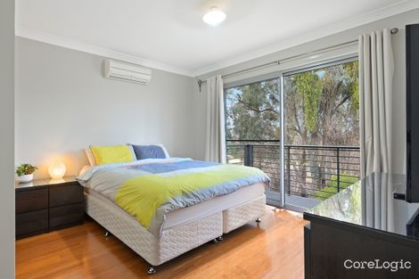 Property photo of 8 Bellona Walk Glenfield NSW 2167