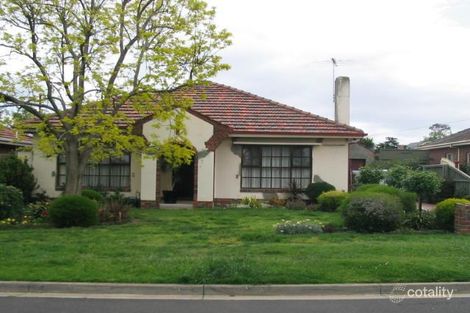 7 Wickham Gr, Strathmore, VIC 3041