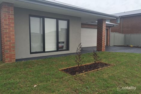Property photo of 107 Lineham Drive Cranbourne East VIC 3977