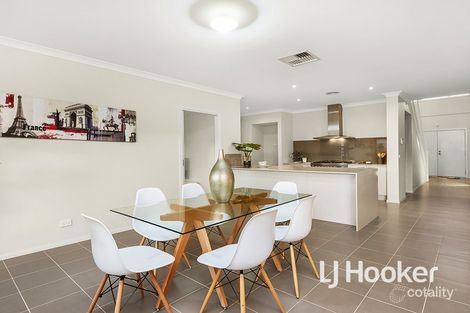Property photo of 16 Tiarella Street Point Cook VIC 3030