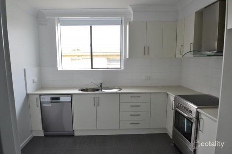 8/7 Allard St, Brunswick West, VIC 3055