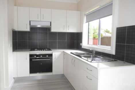 Property photo of 3 Belbowrie Glen St Clair NSW 2759