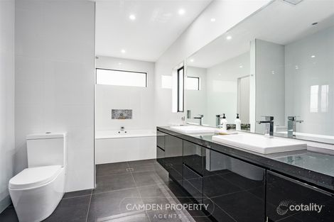 Property photo of 40 Hawthorne Circuit Harrington Park NSW 2567