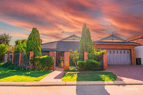 1 Starfire Cl, Halls Head, WA 6210