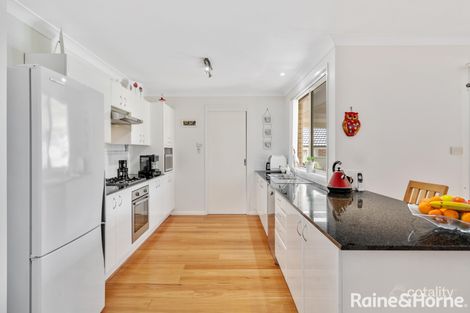 Property photo of 6 The Valley Way Lisarow NSW 2250