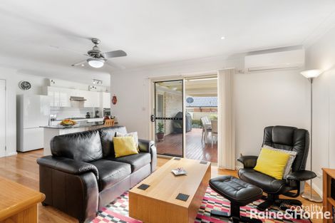 Property photo of 6 The Valley Way Lisarow NSW 2250