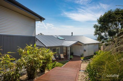 Property photo of 10 Warn Close Merimbula NSW 2548