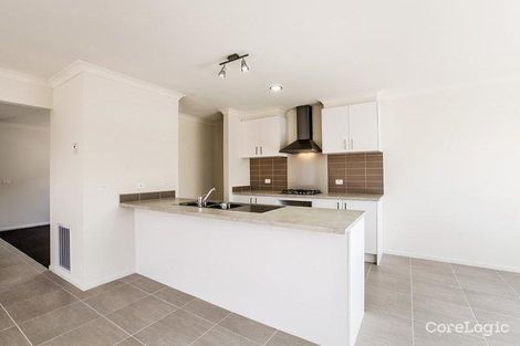 Property photo of 16 Balerno Way Mernda VIC 3754