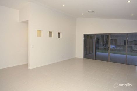 Property photo of 16 Bunderoo Circuit Pimpama QLD 4209