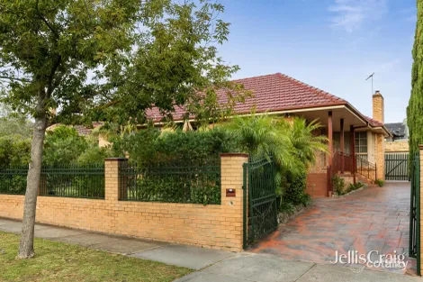 22 Clinton St, Brighton East, VIC 3187