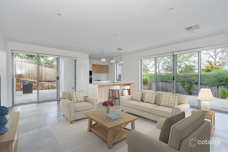 2/43 Gawler Cres, Deakin, ACT 2600