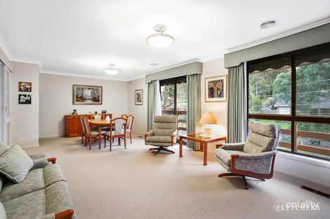 Property photo of 34 Nulgarrah Crescent Greensborough VIC 3088