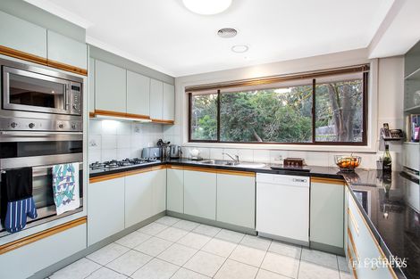 Property photo of 34 Nulgarrah Crescent Greensborough VIC 3088