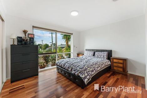 Property photo of 1/14 Shepherds Grove Kings Park VIC 3021