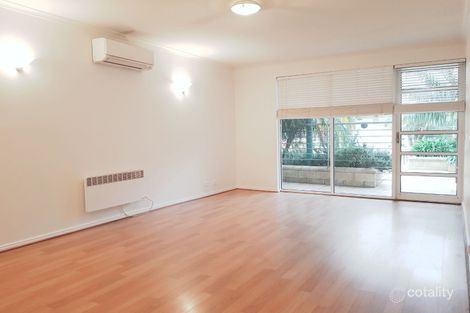 Property photo of 21/20 Esplanade St Kilda VIC 3182