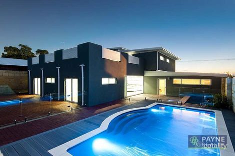 Property photo of 9 Marsh Place Halls Head WA 6210