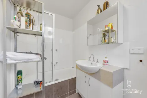 Property photo of 8/34-50 Neill Street Carlton VIC 3053