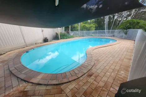 10 Redstone Ct, Carrara, QLD 4211