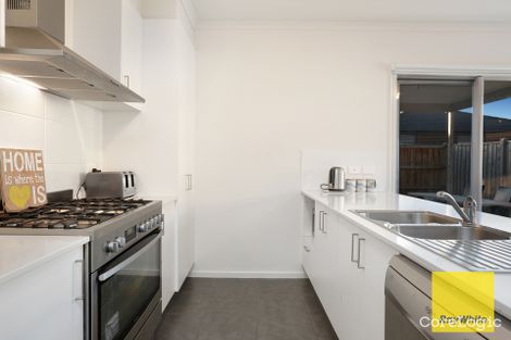 Property photo of 14 Tackle Drive Point Cook VIC 3030