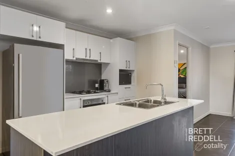 Property photo of 6 Turner Crescent Ormeau Hills QLD 4208