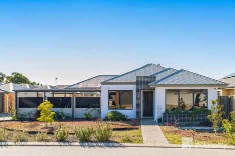 7 Midgegooroo St, Ellenbrook, WA 6069