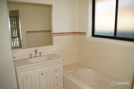 Property photo of 5 Provan Place Dubbo NSW 2830