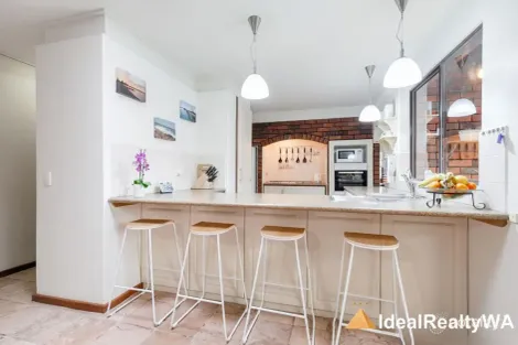 Property photo of 72 The Escarpment Willetton WA 6155