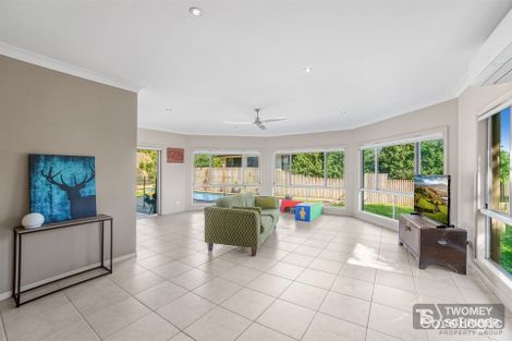 Property photo of 5 Chapel Close Brinsmead QLD 4870