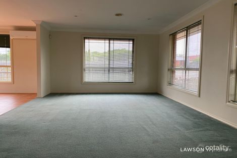 Property photo of 1 Emerald Terrace Werribee VIC 3030