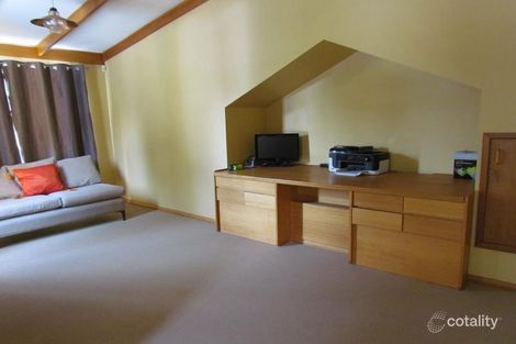 Property photo of 22 Oldham Avenue New Town TAS 7008