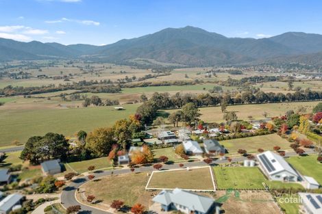 7 Fiddleback Dr, Tawonga South, VIC 3698