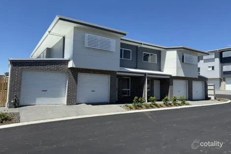 Property photo of 8 Taylor Place Mackenzie QLD 4156