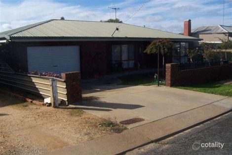 26 Bowen St, St Arnaud, VIC 3478