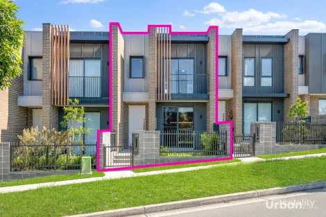 Property photo of 18 Willowdale Drive Leppington NSW 2179