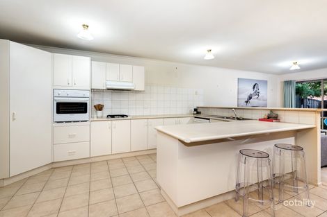 Property photo of 21 Sandon Circuit Forest Hill VIC 3131