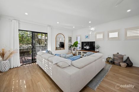 Property photo of 61 Riding Road Hawthorne QLD 4171