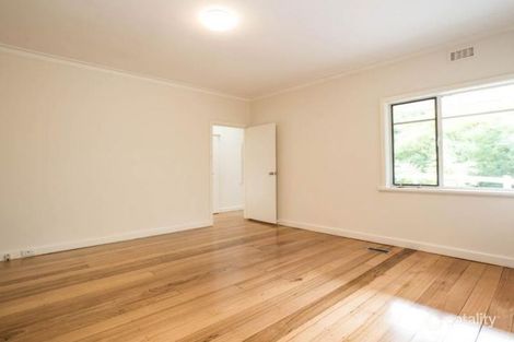 Property photo of 15 Belgravia Avenue Mont Albert North VIC 3129