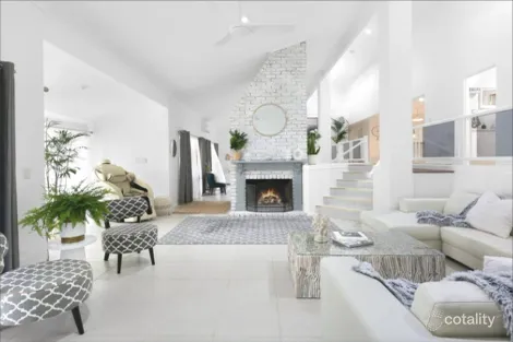 Property photo of 24 Uplands Drive Parkwood QLD 4214