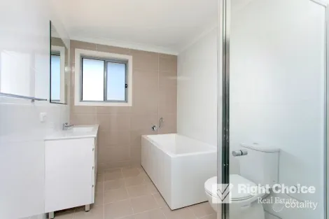 Property photo of 3/27 Fisher Street Oak Flats NSW 2529