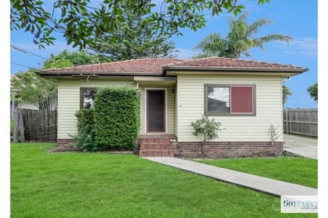 257 Tower St, East Hills, NSW 2213