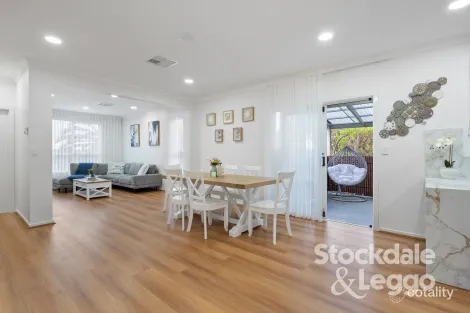 Property photo of 16 Alexander Avenue Rye VIC 3941