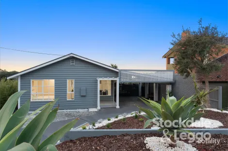 Property photo of 16 Alexander Avenue Rye VIC 3941