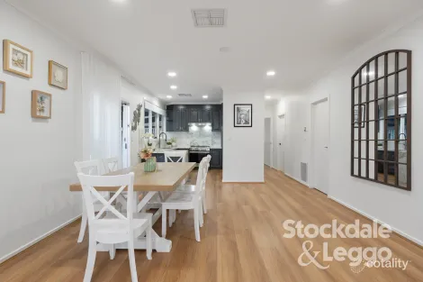 Property photo of 16 Alexander Avenue Rye VIC 3941