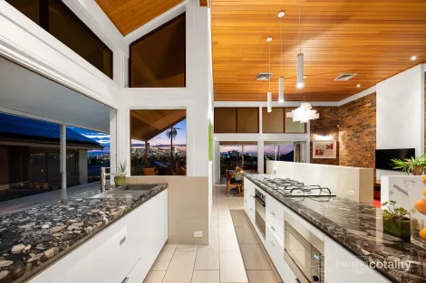 Property photo of 9 Power Street Norman Park QLD 4170