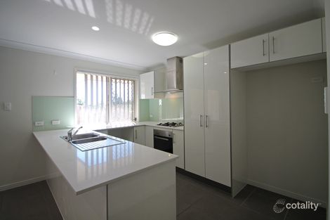 Property photo of 17 Cowie Street Deebing Heights QLD 4306